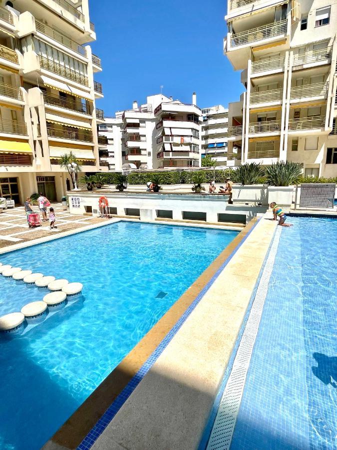 Apartbeach Novelty Climatizado Y Vistas Playa Salou Kültér fotó