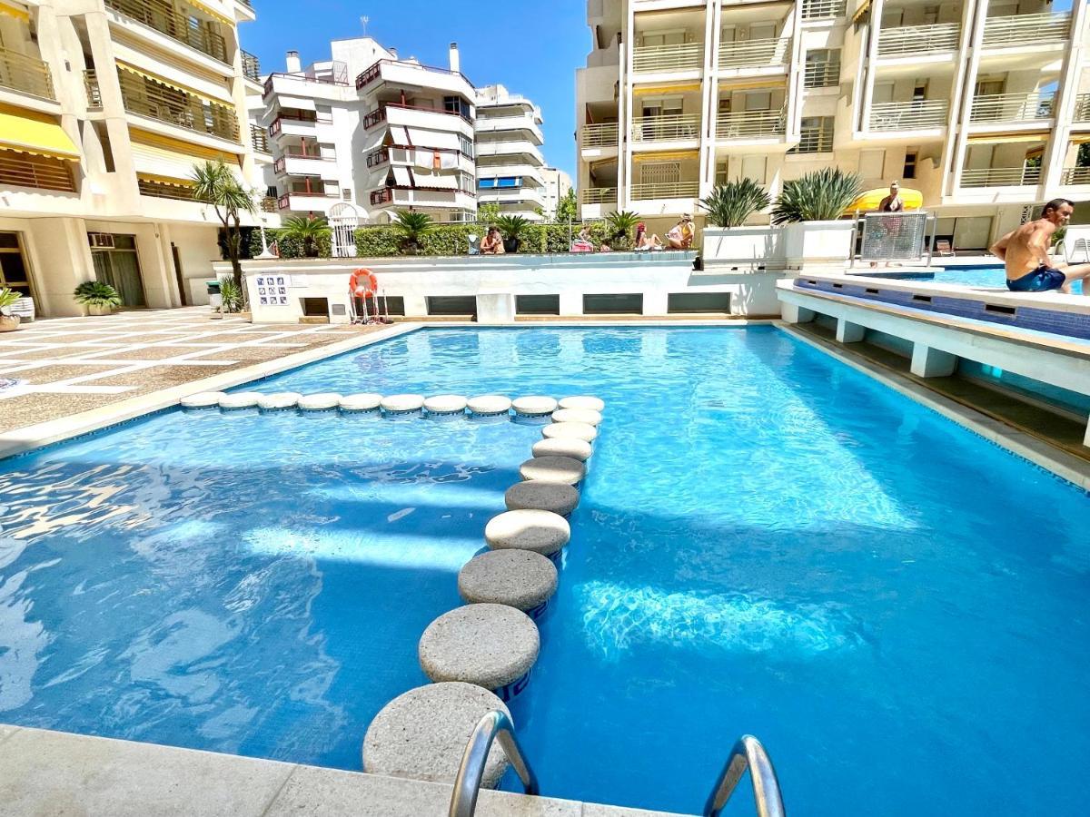 Apartbeach Novelty Climatizado Y Vistas Playa Salou Kültér fotó