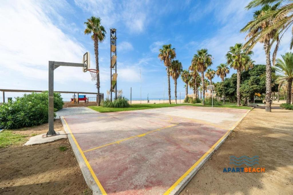 Apartbeach Novelty Climatizado Y Vistas Playa Salou Kültér fotó